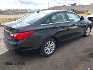 2013 Hyundai Sonata GLS с VIN 5NPEB4AC8DH680058, выставлен на аукционе IAAI как лот 43534214 с пробегом 111 938 миль миль и . История ставок и продаж доступна на DreamBid. Изображение 4.
