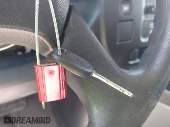 2006 Chevrolet Express Passenger с VIN 1GAHG39UX61138694, выставлен на аукционе IAAI как лот 42845329 с пробегом 110 501 миль миль и . История ставок и продаж доступна на DreamBid. Изображение 11.