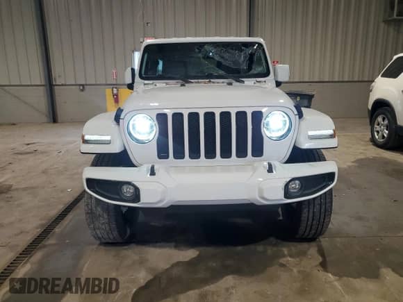 2021 Jeep Wrangler Unlimited Sahara Altitude with VIN 1C4HJXEG4MW633909, listed as a Copart auction lot 66879555 with 32,609 mi miles and Salvage title. Bid and sale history available at DreamBid. Image 5.