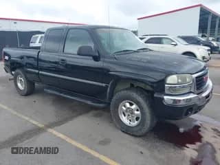 2003 GMC Sierra 1500 SLE с VIN 2GTEK19T131348708, выставлен на аукционе IAAI как лот 42344274 с пробегом 328 650 миль миль и . История ставок и продаж доступна на DreamBid. Изображение 1.