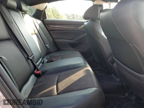 2022 Honda Accord Sport z VIN 1HGCV1F34NA032555, wystawiony jako Copart lot #81188855 z przebiegiem 91 867 mil mil oraz Szkoda całkowita • Salvage title. Historia ofert i sprzedaży dostępna na DreamBid. Obrazek 10.