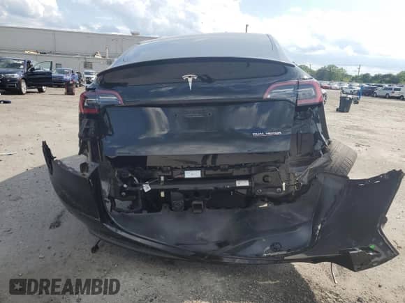 2023 Tesla Model Y Performance z VIN 7SAYGDEF0PF707570, wystawiony jako Copart lot #55383425 z przebiegiem 30 491 mil mil oraz Szkoda całkowita • Salvage title. Historia ofert i sprzedaży dostępna na DreamBid. Obrazek 6.