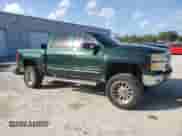 2015 Chevrolet Silverado 1500 LTZ z VIN 3GCUKSEC1FG173590, wystawiony jako Copart lot #79028274 z przebiegiem 197 431 mil mil oraz Szkoda całkowita • Salvage title. Historia ofert i sprzedaży dostępna na DreamBid. Obrazek 4.