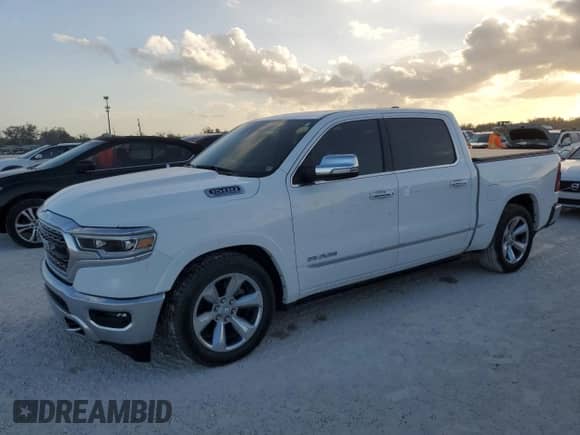 2022 Ram 1500 Limited z VIN 1C6RREHT8NN178832, wystawiony jako Copart lot #75320084 z przebiegiem Nie podano mil oraz Szkoda całkowita • Salvage title. Historia ofert i sprzedaży dostępna na DreamBid. Obrazek 1.