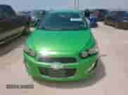 2016 Chevrolet Sonic RS z VIN 1G1JG6SB3G4115480, wystawiony jako Copart lot #69922595 z przebiegiem 65 078 mil mil oraz Szkoda całkowita • Salvage title. Historia ofert i sprzedaży dostępna na DreamBid. Obrazek 5.