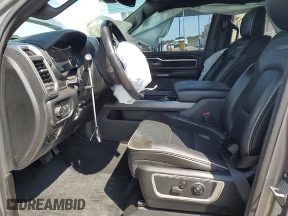 2021 Ram 1500 Laramie z VIN 1C6SRFJT7MN806542, wystawiony jako Copart lot #71260805 z przebiegiem 139 377 mil mil oraz Szkoda całkowita • Salvage title. Historia ofert i sprzedaży dostępna na DreamBid. Obrazek 7.