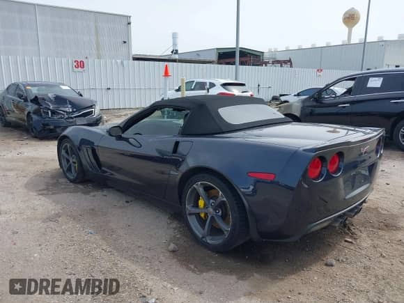 2013 Chevrolet Corvette Z16 Grand Sport 3LT with VIN 1G1YW3DW9D5110189, listed as a IAAI auction lot 42258489 with 146,756 mi miles and . Bid and sale history available at DreamBid. Image 3.