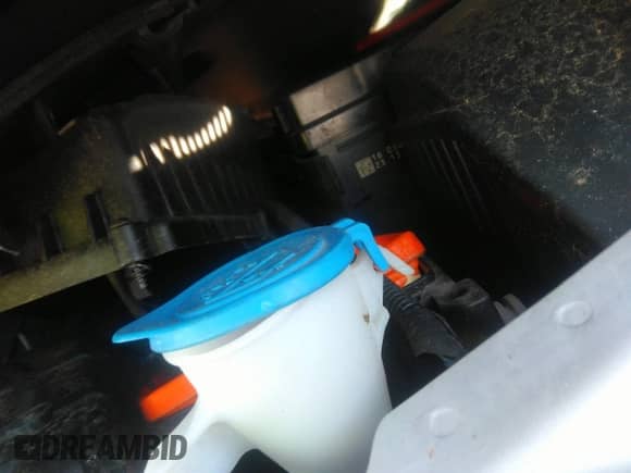 2018 Volvo S60 Inscription z VIN LYV402TK0JB165559, wystawiony jako IAAI lot #42439213 z przebiegiem 67 730 mil mil oraz . Historia ofert i sprzedaży dostępna na DreamBid. Obrazek 10.