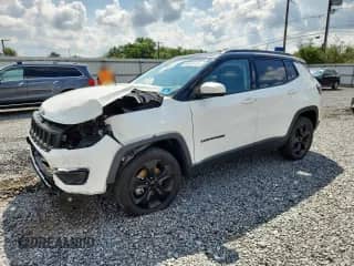2020 Jeep Compass Altitude с VIN 3C4NJDBB6LT149903, выставлен на аукционе Copart как лот 65048405 с пробегом 73 255 миль миль и Списание • Salvage title. История ставок и продаж доступна на DreamBid. Изображение 1.