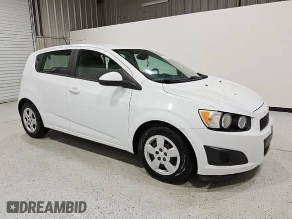 2016 Chevrolet Sonic LS с VIN 1G1JA6SH8G4174613, выставлен на аукционе Copart как лот 80672615 с пробегом 134 612 миль миль и Чистый • Clean title. История ставок и продаж доступна на DreamBid. Изображение 4.