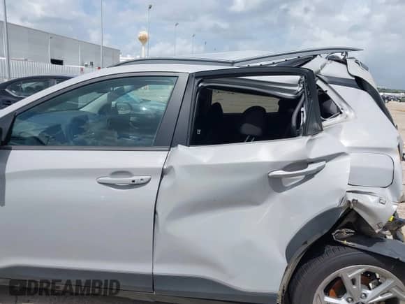 2022 Hyundai Kona SEL с VIN KM8K62AB7NU905270, выставлен на аукционе IAAI как лот 42543002 с пробегом 63 848 миль миль и . История ставок и продаж доступна на DreamBid. Изображение 15.