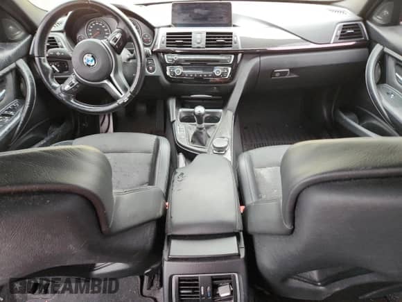 2017 BMW M3 с VIN WBS8M9C51H5G83887, выставлен на аукционе Copart как лот 71077305 с пробегом 40 421 миль миль и Списание • Salvage title. История ставок и продаж доступна на DreamBid. Изображение 8.