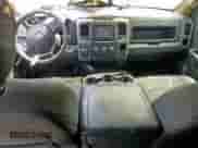 2021 Ram 1500 Tradesman z VIN 1C6RR6FG9MS576255, wystawiony jako Copart lot #66906495 z przebiegiem Nie podano mil oraz Nie do naprawy • Non repairable. Historia ofert i sprzedaży dostępna na DreamBid. Obrazek 8.