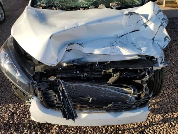 2020 Kia Sorento LX с VIN 5XYPGDA36LG689017, выставлен на аукционе Copart как лот 54097405 с пробегом 31 512 миль миль и Списание • Salvage title. История ставок и продаж доступна на DreamBid. Изображение 12.