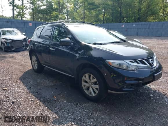 2013 Nissan Murano SV с VIN JN8AZ1MW6DW309266, выставлен на аукционе IAAI как лот 42470608 с пробегом 117 748 миль миль и . История ставок и продаж доступна на DreamBid. Изображение 1.