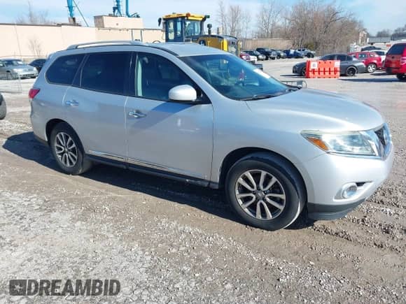 2014 Nissan Pathfinder S with VIN 5N1AR2MN1EC706374, listed as a IAAI auction lot 41617390 with 174,487 mi miles and . Bid and sale history available at DreamBid. Image 1.