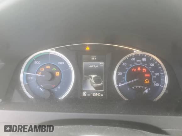 2016 Toyota Camry XLE с VIN 4T1BD1FK6GU190221, выставлен на аукционе Copart как лот 84214535 с пробегом 195 140 миль миль и Чистый • Clean title. История ставок и продаж доступна на DreamBid. Изображение 9.