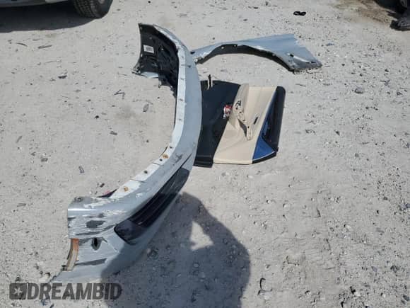 2017 BMW 5 Series 540i xDrive с VIN WBAJE7C37HG888766, выставлен на аукционе Copart как лот 54539155 с пробегом 144 114 миль миль и Списание • Salvage title. История ставок и продаж доступна на DreamBid. Изображение 12.