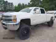 2017 Chevrolet Silverado 2500HD Work Truck z VIN 1GC1KUEG7HF226685, wystawiony jako IAAI lot #42839054 z przebiegiem 204 220 mil mil oraz . Historia ofert i sprzedaży dostępna na DreamBid. Obrazek 2.