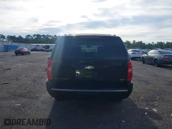 2011 Chevrolet Suburban LTZ с VIN 1GNSKKE39BR337810, выставлен на аукционе IAAI как лот 42957324 с пробегом 120 674 миль миль и . История ставок и продаж доступна на DreamBid. Изображение 16.