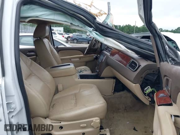 2011 Chevrolet Tahoe LT с VIN 1GNSKBE02BR287824, выставлен на аукционе IAAI как лот 42918967 с пробегом 205 731 миль миль и . История ставок и продаж доступна на DreamBid. Изображение 5.