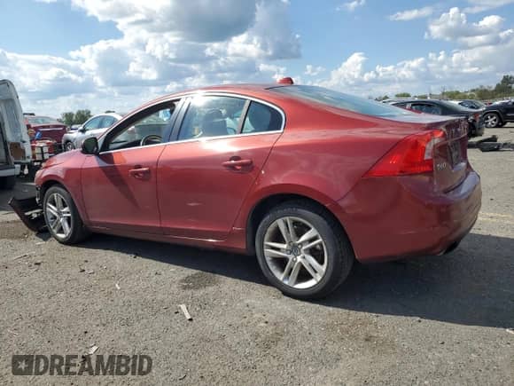 2015 Volvo S60 T5 Premier с VIN YV1612TK5F2366186, выставлен на аукционе Copart как лот 69744035 с пробегом 132 442 миль миль и Списание • Salvage title. История ставок и продаж доступна на DreamBid. Изображение 2.