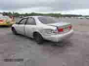 2001 Toyota Camry LE z VIN 4T1BF22K11U124043, wystawiony jako IAAI lot #43373377 z przebiegiem 106 897 mil mil oraz . Historia ofert i sprzedaży dostępna na DreamBid. Obrazek 3.