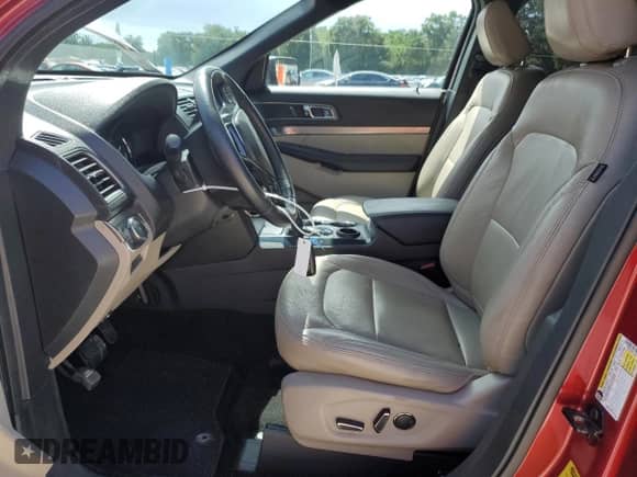 2018 Ford Explorer XLT с VIN 1FM5K7DH1JGB75421, выставлен на аукционе Copart как лот 69801765 с пробегом 46 105 миль миль и Списание • Salvage title. История ставок и продаж доступна на DreamBid. Изображение 7.