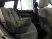 2002 Hyundai Santa Fe GLS z VIN KM8SC73D72U335416, wystawiony jako Copart lot #42543045 z przebiegiem 308 370 mil mil oraz Czysty tytuł • Clean title. Historia ofert i sprzedaży dostępna na DreamBid. Obrazek 11.