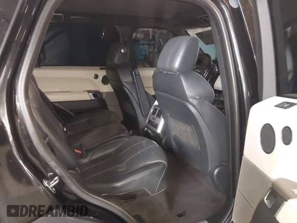 2014 Land Rover Range Rover Sport HSE with VIN SALWR2WF7EA330946, listed as a IAAI auction lot 43296122 with 101,127 mi miles and . Bid and sale history available at DreamBid. Image 8.