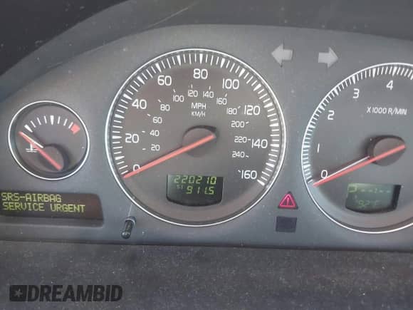 2005 Volvo XC70 с VIN YV1SZ592751185840, выставлен на аукционе IAAI как лот 43106110 с пробегом 220 210 миль миль и . История ставок и продаж доступна на DreamBid. Изображение 7.