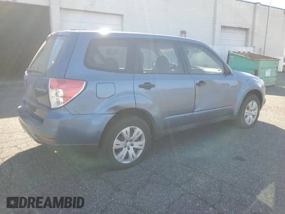2009 Subaru Forester X с VIN JF2SH61689H791529, выставлен на аукционе Copart как лот 85147555 с пробегом 179 754 миль миль и Списание • Salvage title. История ставок и продаж доступна на DreamBid. Изображение 3.