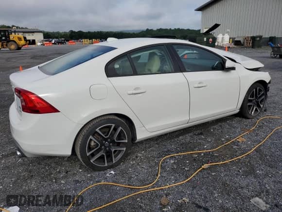 2018 Volvo S60 Dynamic с VIN YV140MTL3J2460266, выставлен на аукционе Copart как лот 65308015 с пробегом 42 832 миль миль и Списание • Salvage title. История ставок и продаж доступна на DreamBid. Изображение 3.