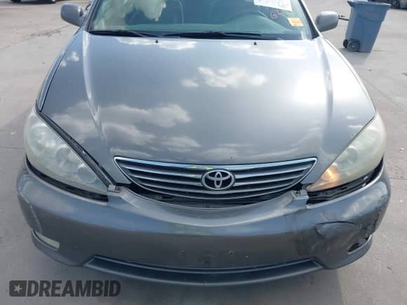 2005 Toyota Camry STD с VIN 4T1BE32K85U555932, выставлен на аукционе IAAI как лот 42863501 с пробегом 246 493 миль миль и . История ставок и продаж доступна на DreamBid. Изображение 6.