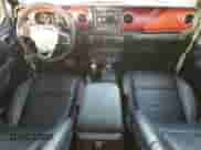 2023 Jeep Wrangler Rubicon Farout z VIN 1C4JJXFM2PW588219, wystawiony jako Copart lot #77599774 z przebiegiem 38 914 mil mil oraz Szkoda całkowita • Salvage title. Historia ofert i sprzedaży dostępna na DreamBid. Obrazek 8.