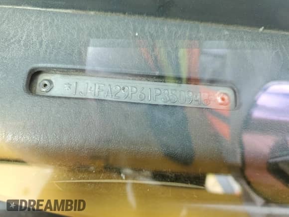 2001 Jeep Wrangler SE with VIN 1J4FA29P61P350948, listed as a Copart auction lot 90279745 with 105,585 mi miles and Clean title. Bid and sale history available at DreamBid. Image 13.