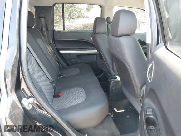 2010 Chevrolet HHR LS с VIN 3GNBAADB2AS525974, выставлен на аукционе IAAI как лот 42750510 с пробегом 249 235 миль миль и . История ставок и продаж доступна на DreamBid. Изображение 8.