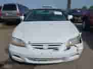 1999 Honda Accord EX z VIN 1HGCG3276XA021722, wystawiony jako IAAI lot #42096737 z przebiegiem 189 452 mil mil oraz . Historia ofert i sprzedaży dostępna na DreamBid. Obrazek 12.