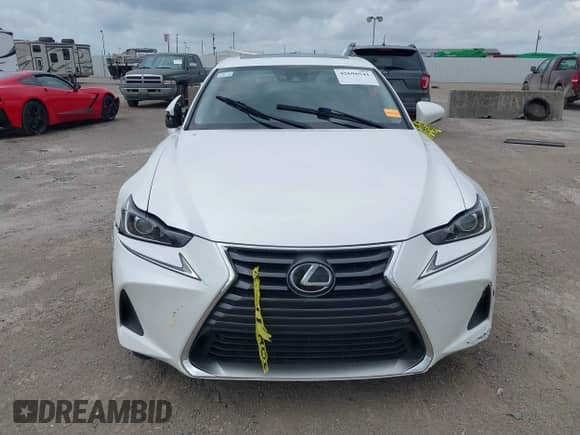 2018 Lexus IS 300 с VIN JTHBA1D28J5083381, выставлен на аукционе IAAI как лот 42696541 с пробегом 56 927 миль миль и . История ставок и продаж доступна на DreamBid. Изображение 12.