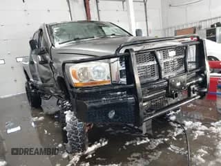 2006 Dodge 2500 SLT z VIN 1D7KS28C06J214959, wystawiony jako IAAI lot #41125689 z przebiegiem 245 429 mil mil oraz . Historia ofert i sprzedaży dostępna na DreamBid. Obrazek 1.