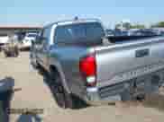 2022 Toyota Tacoma SR5 with VIN 3TMAZ5CN3NM194543, listed as a IAAI auction lot 43031222 with 21,800 mi miles and . Bid and sale history available at DreamBid. Image 3.