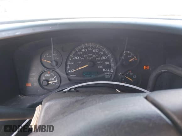 2004 Chevrolet Express Cargo with VIN 1GCHG35U041191396, listed as a IAAI auction lot 42157803 with 352,137 mi miles and . Bid and sale history available at DreamBid. Image 7.