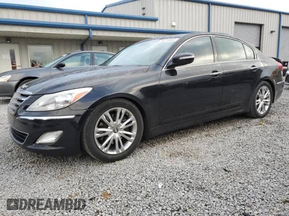2012 Hyundai Genesis 3.8L with VIN KMHGC4DD5CU166615, listed as a Copart auction lot 68015555 with 186,048 mi miles and Salvage title. Bid and sale history available at DreamBid. Image 1.