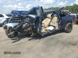 2009 GMC Sierra 1500 SLE с VIN 3GTEC23J19G257206, выставлен на аукционе Copart как лот 70735045 с пробегом Не указан миль и Списание • Salvage title. История ставок и продаж доступна на DreamBid. Изображение 1.