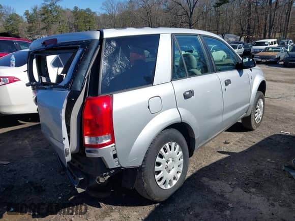 2003 Saturn VUE с VIN 5GZCZ23D23S912469, выставлен на аукционе IAAI как лот 41581900 с пробегом 289 750 миль миль и . История ставок и продаж доступна на DreamBid. Изображение 4.