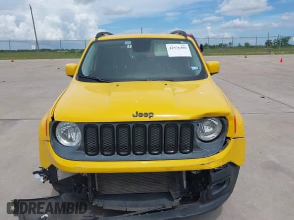 2017 Jeep Renegade Latitude с VIN ZACCJABB9HPG35478, выставлен на аукционе IAAI как лот 42576406 с пробегом 95 518 миль миль и . История ставок и продаж доступна на DreamBid. Изображение 12.