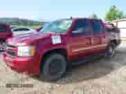 2010 Chevrolet Suburban LT z VIN 1GNUCJE07AR268426, wystawiony jako IAAI lot #42523275 z przebiegiem 252 841 mil mil oraz . Historia ofert i sprzedaży dostępna na DreamBid. Obrazek 2.