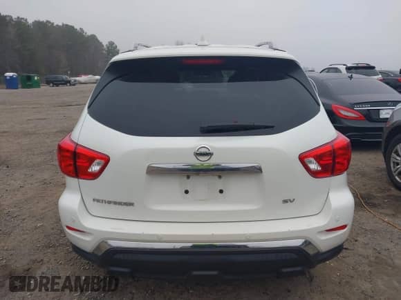 2019 Nissan Pathfinder S z VIN 5N1DR2MN2KC633945, wystawiony jako IAAI lot #41757390 z przebiegiem 120 214 mil mil oraz . Historia ofert i sprzedaży dostępna na DreamBid. Obrazek 16.