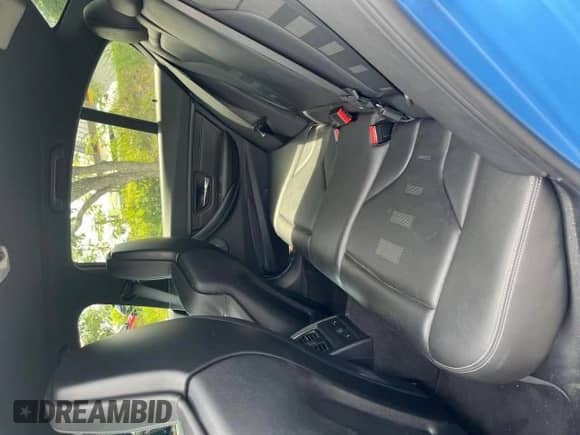 2017 BMW M3 z VIN WBS8M9C30H5G85547, wystawiony jako Copart lot #65657175 z przebiegiem 50 160 mil mil oraz Czysty tytuł • Clean title. Historia ofert i sprzedaży dostępna na DreamBid. Obrazek 6.