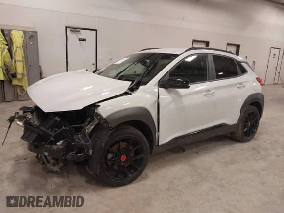 2021 Hyundai Kona Night Edition с VIN KM8K6CA5XMU677697, выставлен на аукционе IAAI как лот 41837994 с пробегом 49 837 миль миль и . История ставок и продаж доступна на DreamBid. Изображение 2.